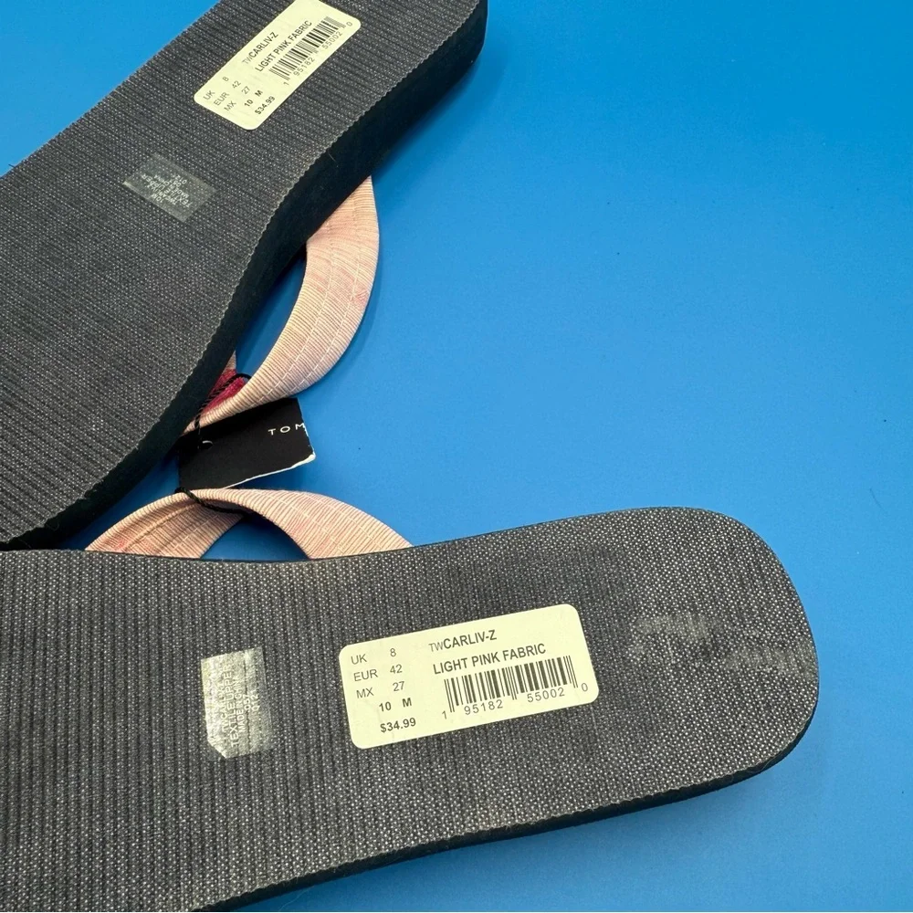 Tommy Hilfiger Black and‎ Pink Sandals, NWT ships next day .
